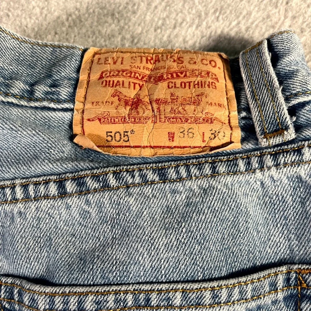 Levi's 505 Jeans Mens 36x30 Blue Denim Pockets Light Wash Regular Straight‎ Fit
